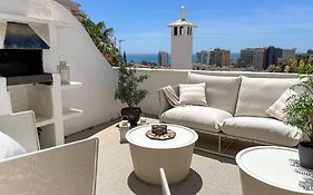 Elegant 2-Bedroom Apartment With Beautiful Views